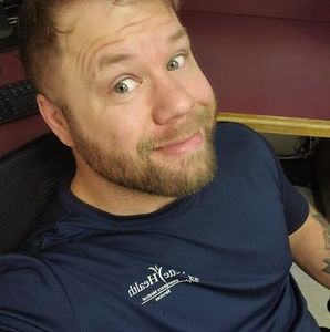 Meet your Posher, Travis